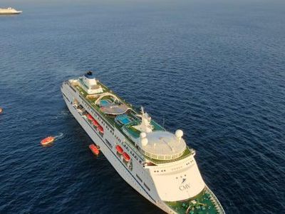 Potret Kapal Pesiar Balik Kandang Diterjang Corona