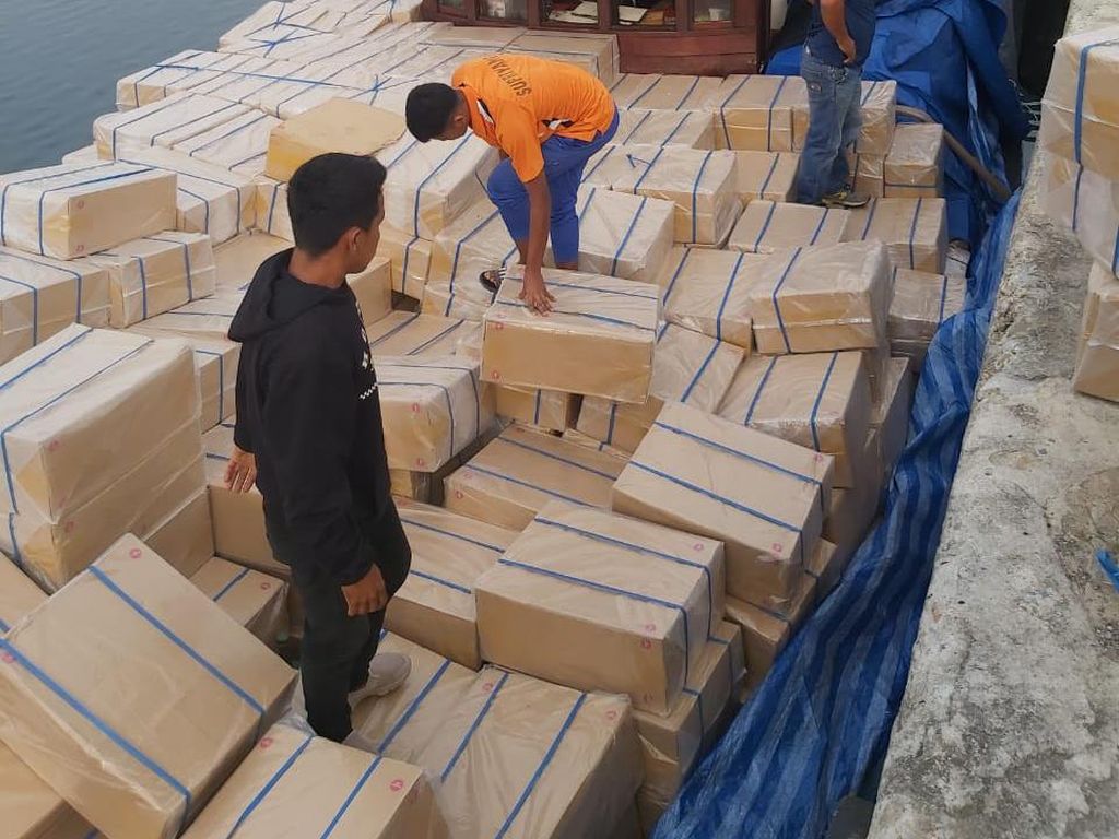 Bea Cukai Aceh Gagalkan Penyelundupan Rokok dari Thailand Senilai Rp 10,3 M Bea Cukai Aceh Gagalkan Penyelundupan Rokok dari Thailand Senilai Rp 10,3 M
