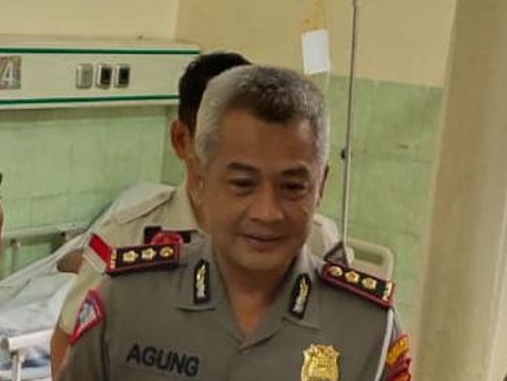 Kecelakaan di Karawaci, Polisi: Nyetir di Perumahan Maksimal 30 Km/Jam Kecelakaan di Karawaci, Polisi: Nyetir di Perumahan Maksimal 30 Km/Jam