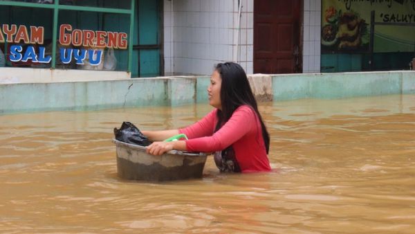 Tim SAR Gabungan Pantau Banjir di Kabupaten Bandung