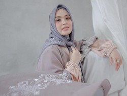 Vebby Palwinta Bisnis Modest Fashion, Rilis Hijab Motif
