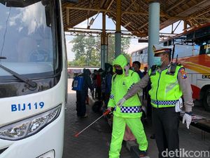 Antisipasi Virus Corona, Polisi Gresik Buka Posko Pengecekan di Terminal Bunder