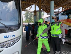 Antisipasi Virus Corona, Polisi Gresik Buka Posko Pengecekan di Terminal Bunder