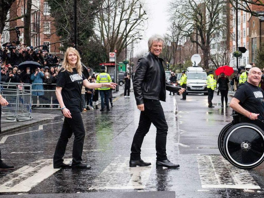 Bon Jovi dan Pangeran Harry Kolaborasi Bareng Militer Inggris, Ini Jadinya Bon Jovi dan Pangeran Harry Kolaborasi Bareng Militer Inggris, Ini Jadinya