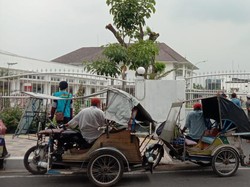 Penumpang Sepi Imbas Corona, Tukang Becak Datangi Rumdin Gubsu Minta Bantuan