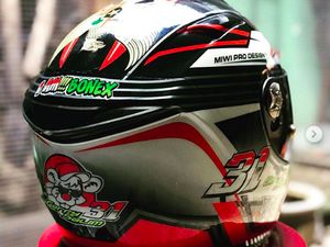 Dilelang untuk Penanganan Corona, Helm Gerry Salim Laku Rp 5,2 Juta Dilelang untuk Penanganan Corona, Helm Gerry Salim Laku Rp 5,2 Juta