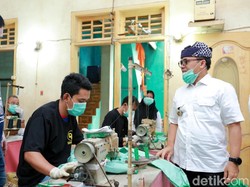 Gandeng UMKM, Banyuwangi Produksi Ribuan APD untuk Tenaga Medis