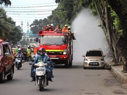 Cegah Corona, Sejumlah Jalan Protokol Jakarta Disemprot Disinfektan Hari Ini
