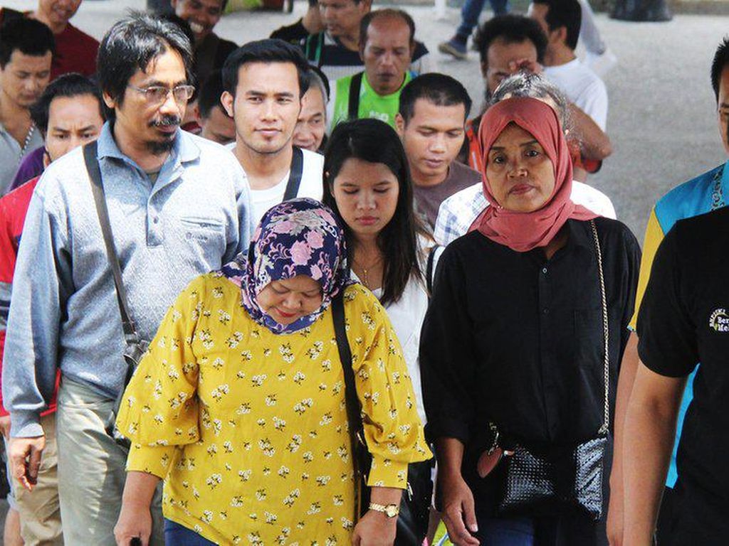Kisah WNI di Malaysia Butuh Waktu Berhari-hari untuk Tiba di Tanah Air Kisah WNI di Malaysia Butuh Waktu Berhari-hari untuk Tiba di Tanah Air