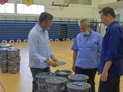 JIS Bagi-bagi 1.000 Paket Sanitasi ke Warga Jakarta Selatan