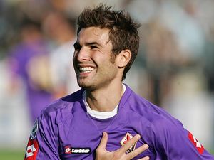 Karier Adrian Mutu Hancur karena Keras Kepala