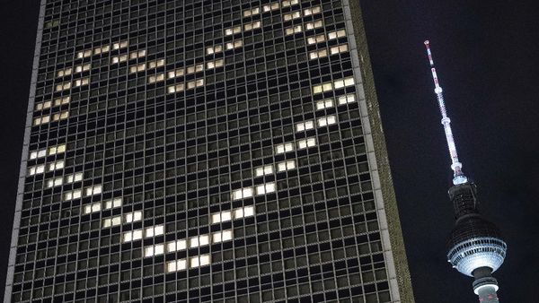 Tak Terima Tamu Gegara Corona, Hotel Ini Pasang Logo Cinta