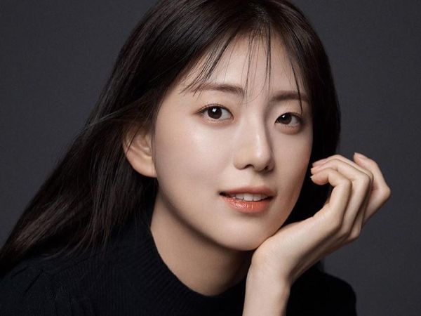 Foto: Kecantikan Kakak Jisoo BLACPINK yang Bikin Netizen Terpana