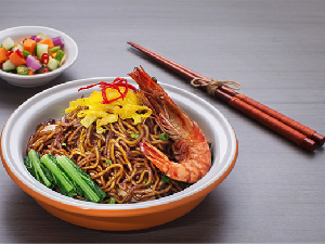 Suami Masak Saat #DiRumahAja? Coba Resep Bakmi Jawa Kecap Ini