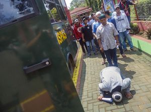 Cegah Penyebaran Corona, 45 Napi di Rutan Batang Dibebaskan Cegah Penyebaran Corona, 45 Napi di Rutan Batang Dibebaskan