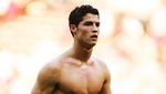 Potret Perut Kotak-kotak Cristiano Ronaldo
