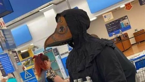 Ragam Aksi Nyeleneh Warga Dunia Lindungi Diri dari Corona