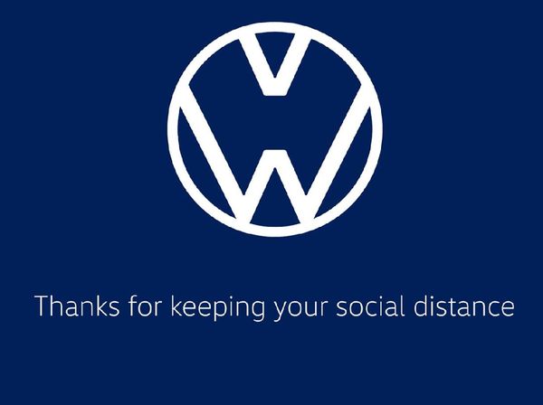 Uniknya Logo Vw Dan Audi Yang Jaga Jarak Karena Social Distancing