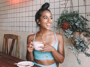 Selebgram Dihujat, Sebut Isolasi Diri di Hotel Mewah Lebih Buruk dari Penjara