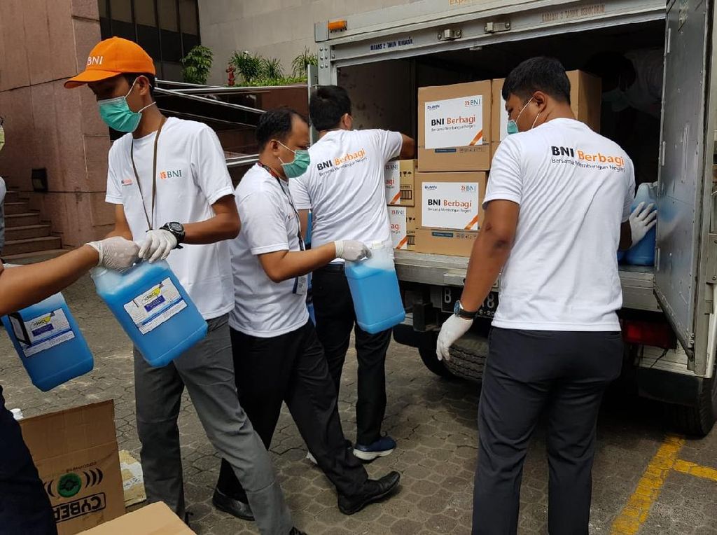 Bantuan Penanggulangan Corona Terus Mengalir Bantuan Penanggulangan Corona Terus Mengalir