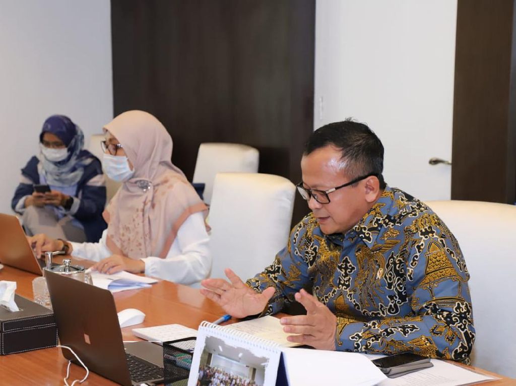 Menteri Edhy Usul BUMN Beli Produk Hasil Perikanan dari Nelayan Menteri Edhy Usul BUMN Beli Produk Hasil Perikanan dari Nelayan