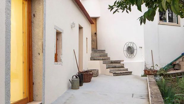 Unik, Rumah Minimalis di Portugal Ini Pertahankan Sisi Historis