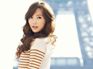 Kecelakaan, Mobil Kang Ji Young eks KARA Ditabrak Pengemudi Mabuk