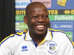 COVID-19 Mengancam, Eks Pemain Parma Ini Malah Obral Kondom