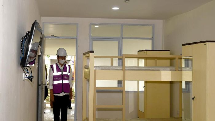 Presiden Jokowi juga menijau fasilitas kamar istirahat bagi para tenaga medis/Foto: Dok. Istimewa/Kementerian PUPR: Penampakan RS Corona di Pulau Galang