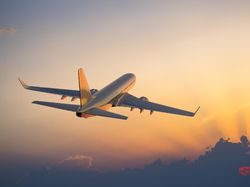 Alami Kerusakan Mesin, Boeing 777 Mendarat Darurat di Tokyo