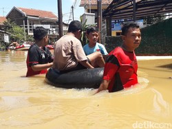 104 Ribu Warga Terdampak Banjir di 13 Kecamatan Kabupaten Bandung