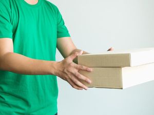 Dear Menaker, Tolong Lindungi Kurir e-Commerce Dear Menaker, Tolong Lindungi Kurir e-Commerce
