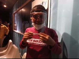 Bantu Cegah Corona Meluas, Mahasiswa UMI Makassar Produksi APD