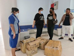 Warga Jambi Swadaya Bantu APD untuk Tenaga Medis Tangani Corona