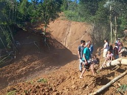 Satu Keluarga Tewas Tertimbun Tanah Longsor Di Tana Toraja Sulsel