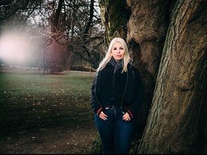 Penampilan Wanita Habiskan Rp 813 Juta Oplas, Dimintai Foto dan Tanda Tangan