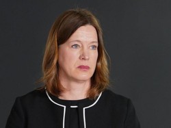 Kepala Medis Skotlandia Mundur karena Langgar Aturan #dirumahaja