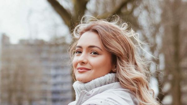Terpesona Cantiknya Amanda Rawles yang Hijrah ke Australia Demi Kuliah