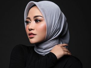 Rachel Vennya Terpaksa Ungkap Aib Keluarga, Ayahnya Menipu Pakai Namanya Rachel Vennya Terpaksa Ungkap Aib Keluarga, Ayahnya Menipu Pakai Namanya