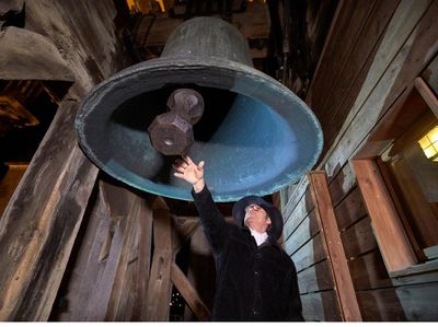 Foto: Lonceng yang Melambangkan Solidaritas di Swiss