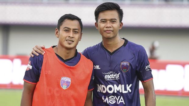 Edo Febriansyah (kanan) rindu berengkraman dengan rekan setim.