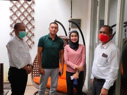 Artis Soraya Larasati Ngaku Jadi Korban Begal Payudara, Polisi Cek TKP