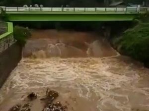 Warga Bondowoso Hilang Terseret Air Bah yang Datang Tiba-tiba