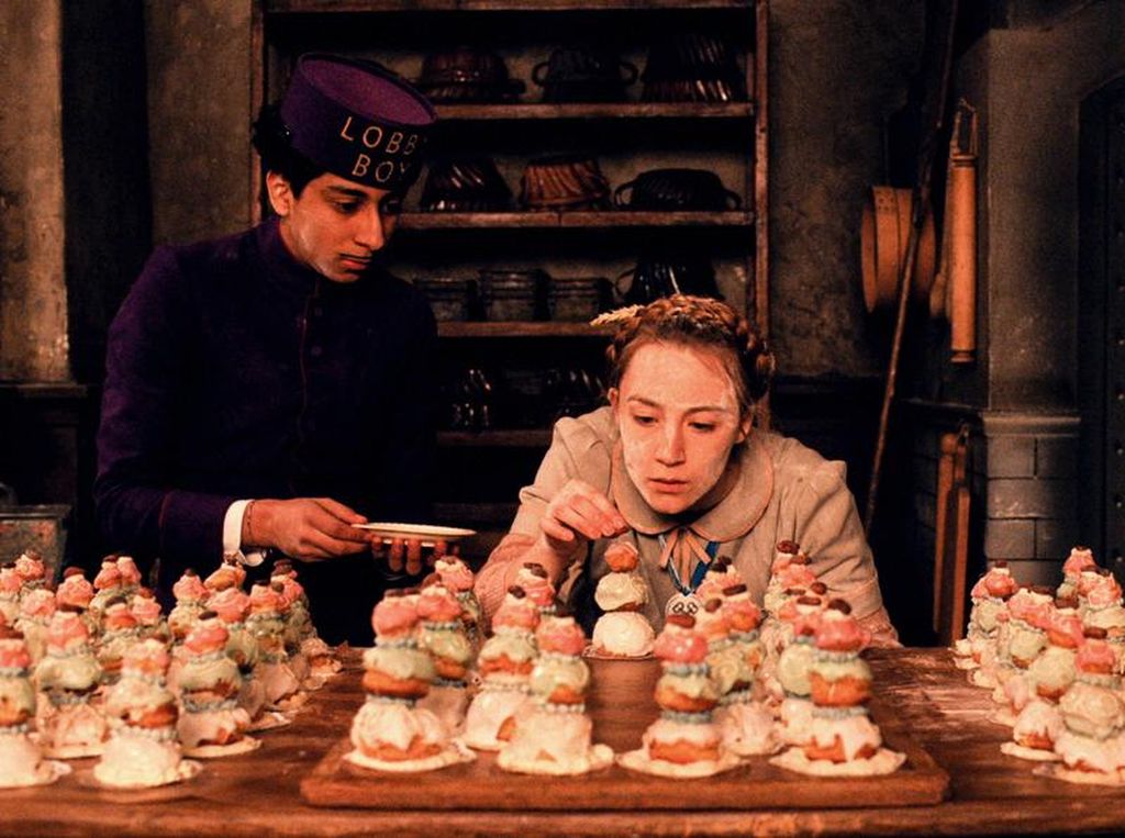 Bikin Laper! Aneka Pastry Enak dari Film The Grand Budapest Hotel Bikin Laper! Aneka Pastry Enak dari Film The Grand Budapest Hotel