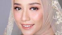 Foto: Inspirasi Hijab Siraman Hingga Akad Mega Iskanti yang Nikah Tanpa Tamu