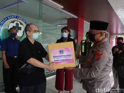 Limbad hingga Pabrik Garmen Donasikan APD untuk RS di Cianjur-Sukabumi