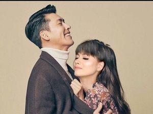 5 Artis Indonesia Halu, Pamer Kemesraan dengan Kim Soo Hyun hingga Hyun Bin 5 Artis Indonesia Halu, Pamer Kemesraan dengan Kim Soo Hyun hingga Hyun Bin