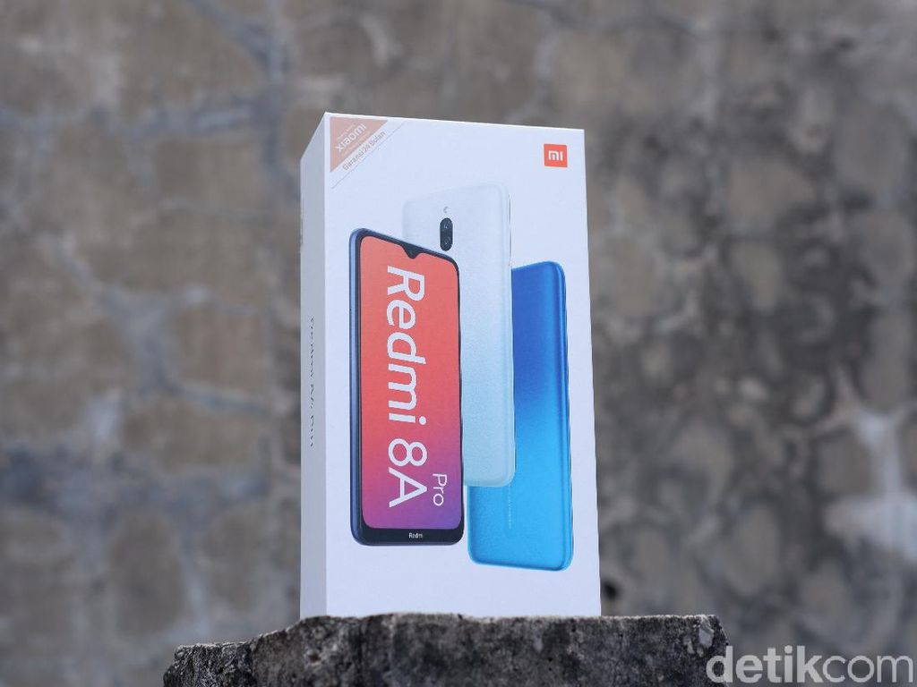 Unboxing Redmi 8A Pro, Ponsel Dua Kamera Harga Rp 1,5 Juta Unboxing Redmi 8A Pro, Ponsel Dua Kamera Harga Rp 1,5 Juta