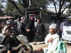 Santri dari 16 Negara yang Mondok di Ponpes Al Fatah Magetan Dipulangkan Santri dari 16 Negara yang Mondok di Ponpes Al Fatah Magetan Dipulangkan