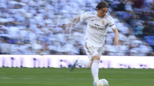Hanya Luka Modric yang pernah mengganggu dominasi Ballon d'Or Lionel Messi dan Cristiano Ronaldo.